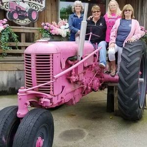 Meet your Posher, Cricket